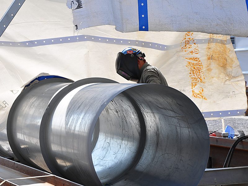 How to Choose an Industrial Coating Supplier: 10 Key Factors industrial coating article cover